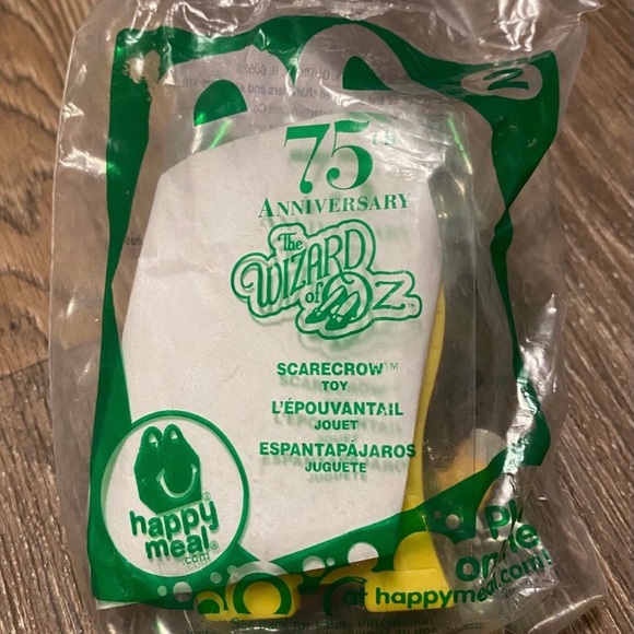 Mc Donald’s 75th Anniversary Wizard of Oz Scare Crow 2013 - Picture 2 of 2